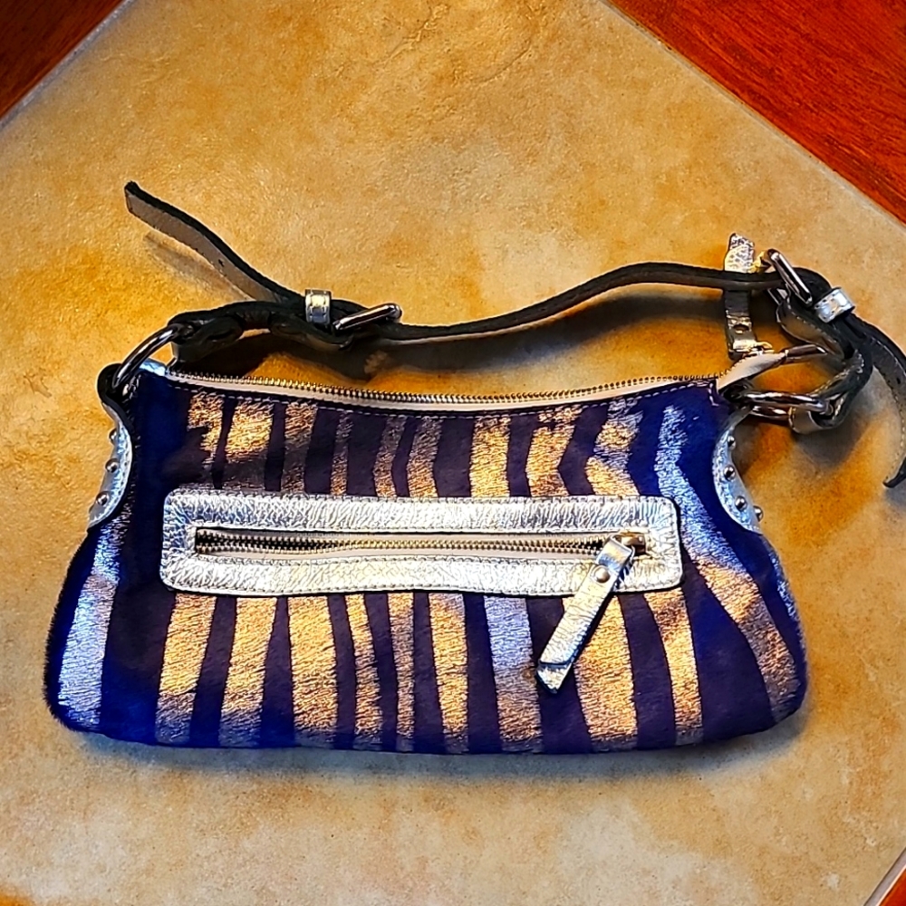 🌹🌹 Innuē Real Leather Handbag Made in Italy